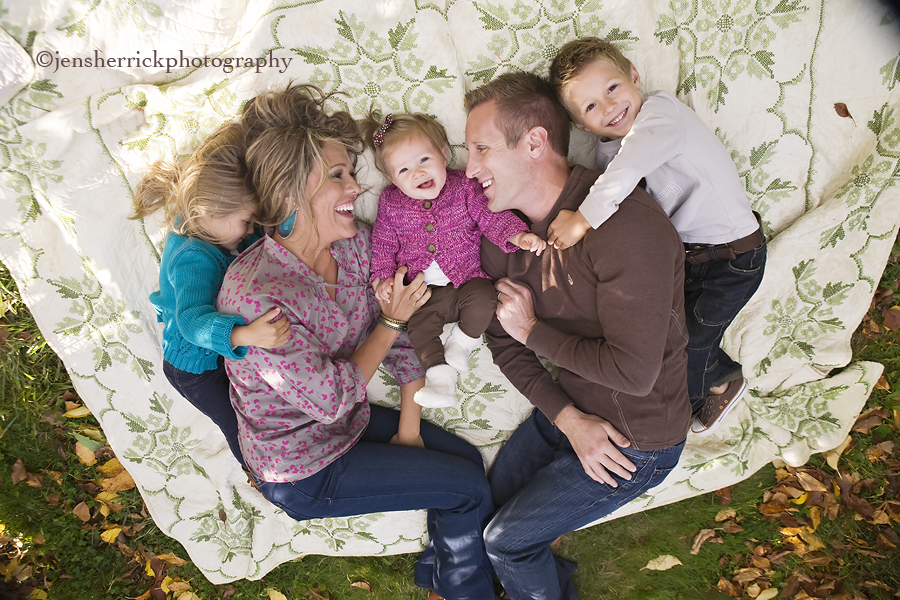 10 Tips for a Successful Family Photo Session - Jen Sherrick Photography